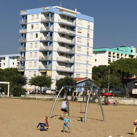 Διαμέρισμα Seafront Flat With Splendid Views From The Terrace *