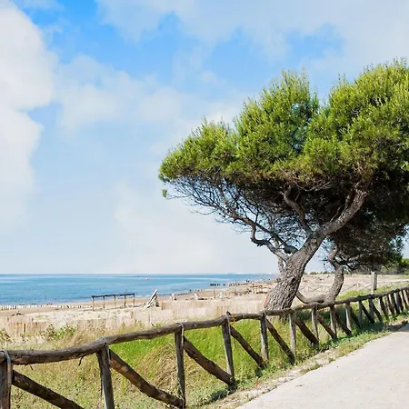 Seafront Flat With Splendid Views From The Terrace * Bibione